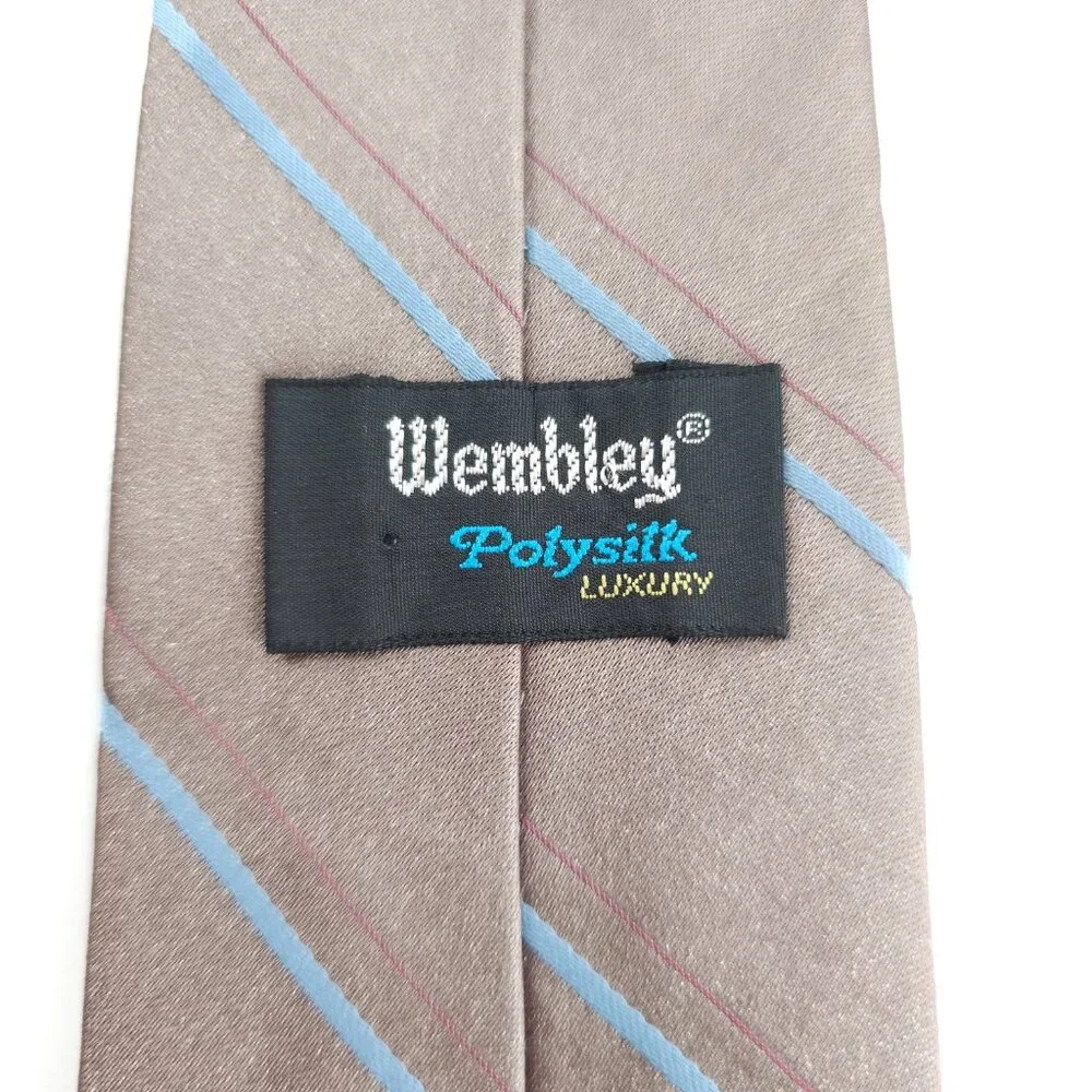 Wembley Men Necktie Striped Gray Blue Size 57x3 - NWOT